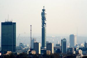 La BT Tower d'où le panorama a été prit au sommet.