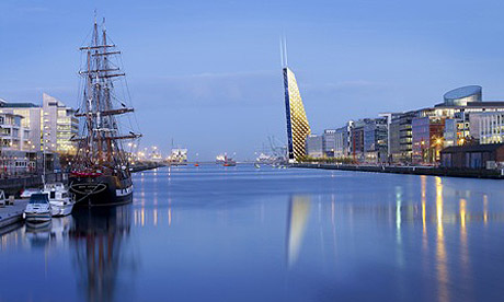 U2 TOWER. Ayant fait l'objet d'un concours international anonyme (ou presque...) et finalement désignant l'équipe Foster à l'encontre des 365 participants...