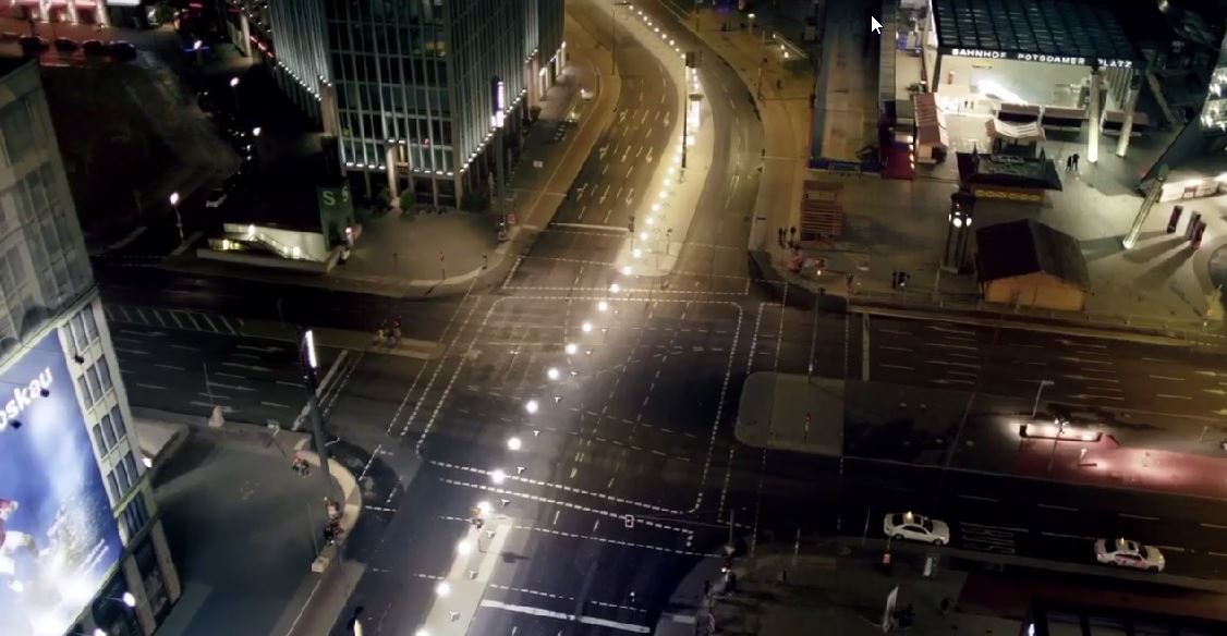 2014-11-09 22_26_19-Fall of the Wall